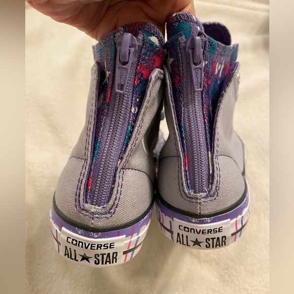 Chuck Taylor Converse Lucky Stone NWOT - Picture 9 of 13
